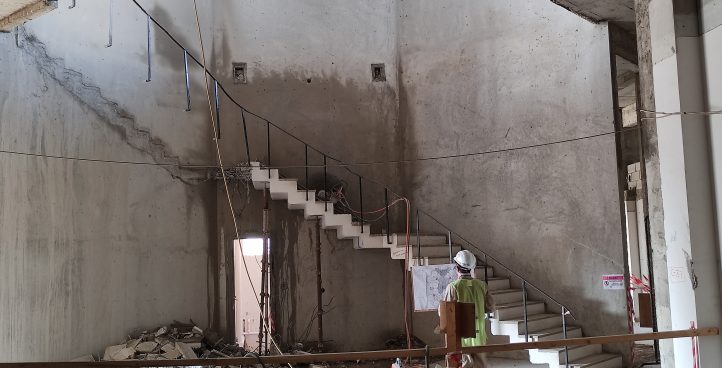 CONCRETE DIAMOND SAW CUTTING