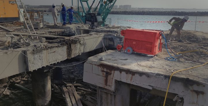 CONCRETE DIAMOND WIRE SAW CUTTING